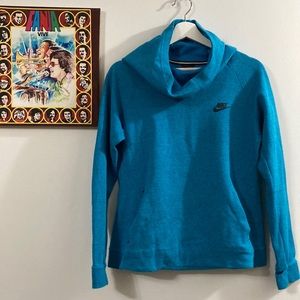 Nike hooded pullover sweatshirt